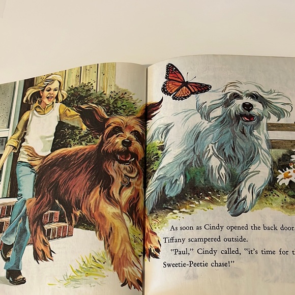 VTG Little Golden Books, lot of 2, Benji and The Jungle Book. - Picture 4 of 6